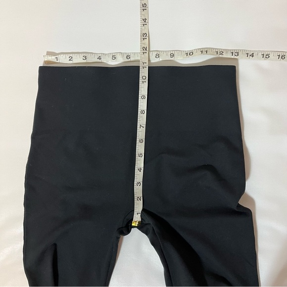 Spanx Women's Black Seamless Straight Leg Shapewear Leggings Size M - Picture 6 of 7